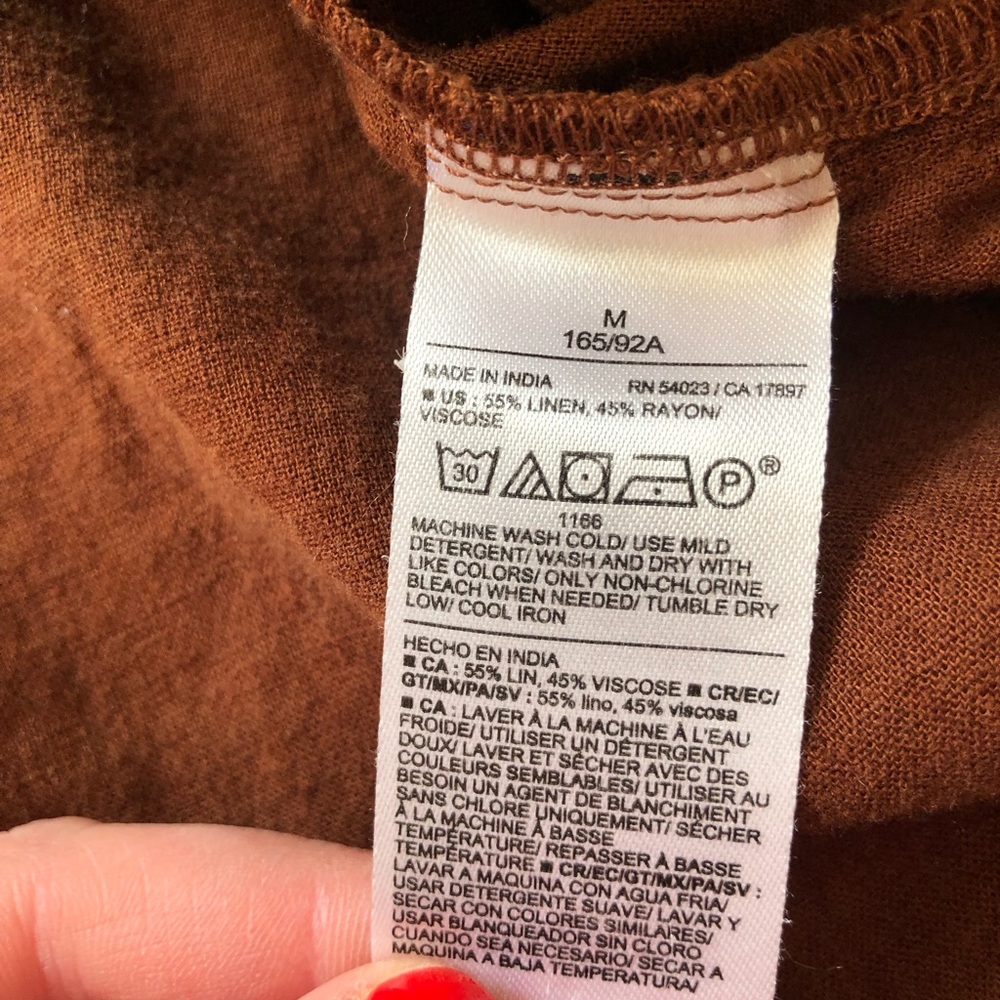 Old Navy Rust Button-Up Shirt - Picture 3 of 3